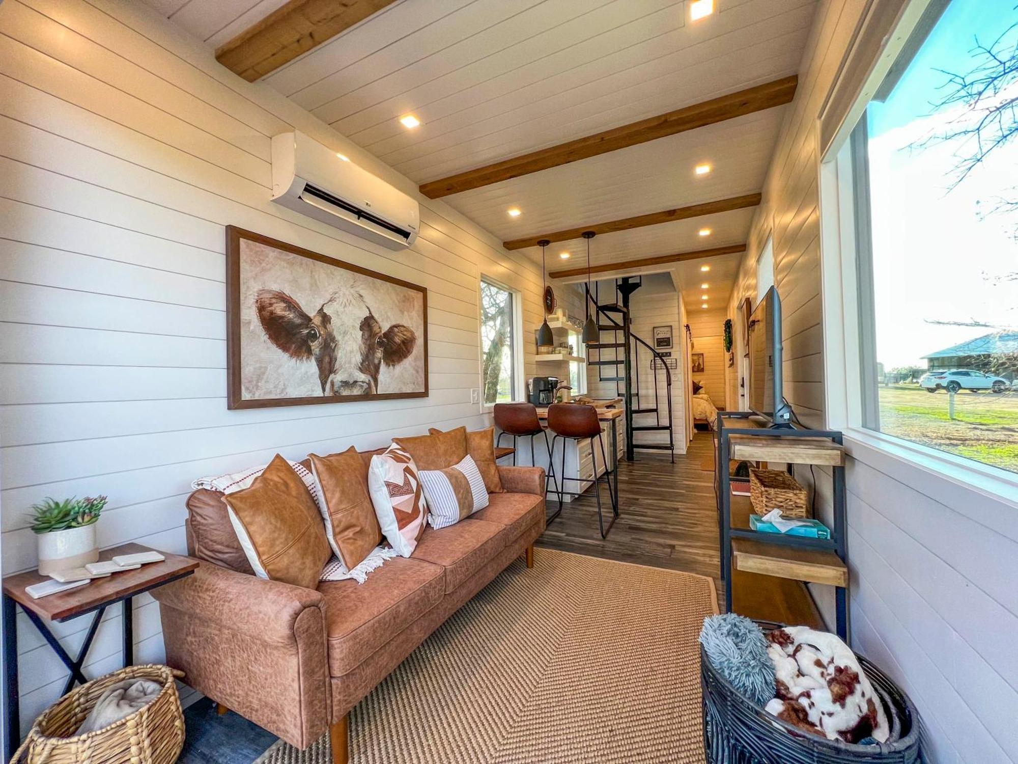 New The Flagship 2 Story Container Home 웨이코 외부 사진